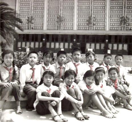 天津青年路的老照片1990年,天津市南京路图片