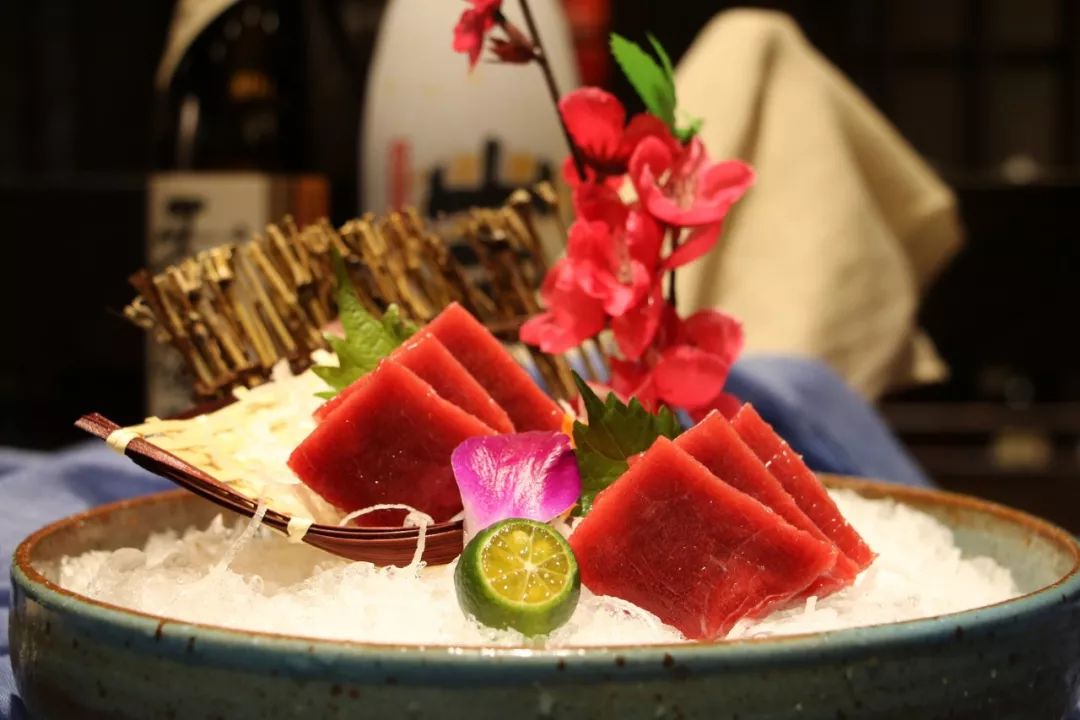 渔川禾日料周年庆｜折扣、礼品、免单，你想要的福利这里全都有