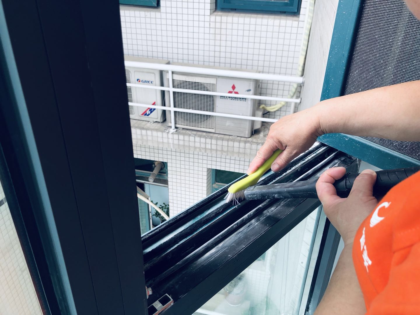 开荒保洁10小时,开荒保洁从细节开始