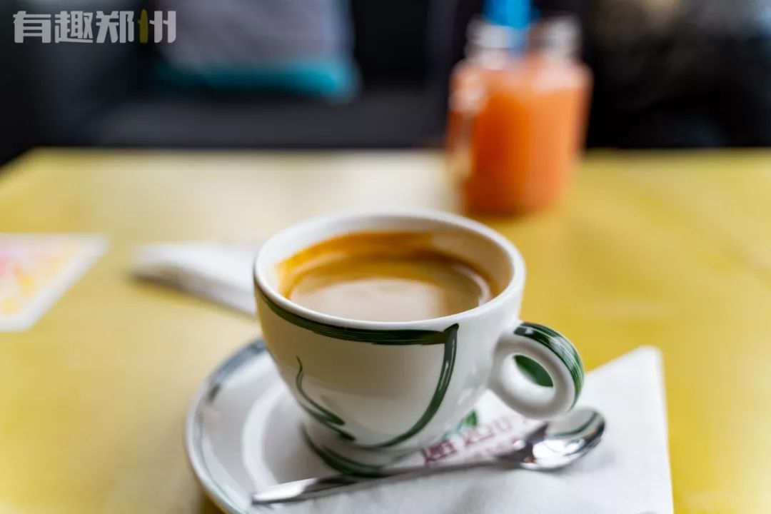 *达升**大学，每日要升旗、天天得扫地、公交全是挤……