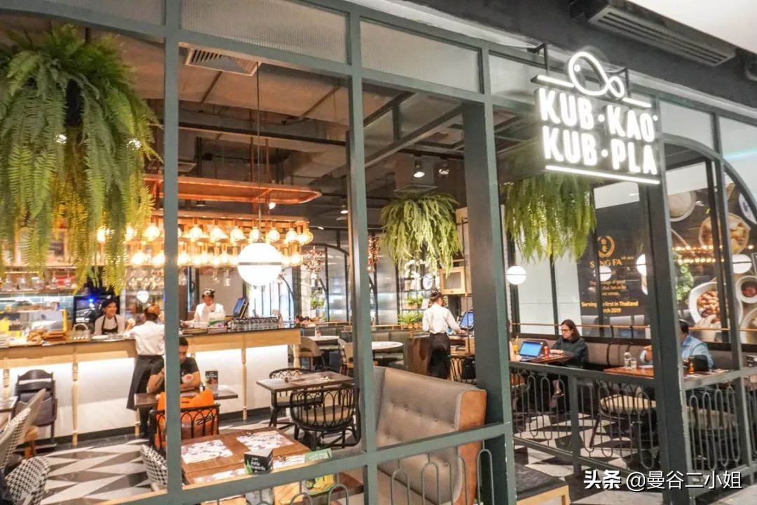 centralworld鍊煎緱涔扮殑涓滆タ,涓栫晫鍟嗗簵璐墿鎸囧崡