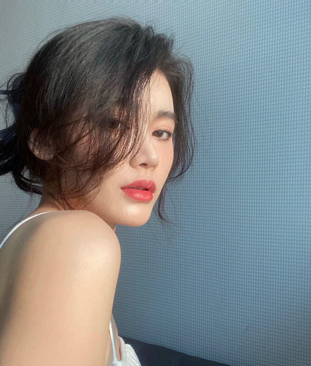 什么口红看起来贵一点,国货高级感口红