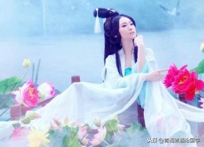 佛说五百年回眸才换来今生的相遇,前世五百次的凝眸换今生的擦肩