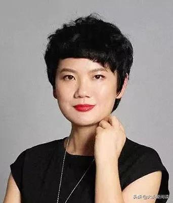 11岁女孩半夜起来偷看电视怎么办,12岁女儿半夜偷看动画片怎么办