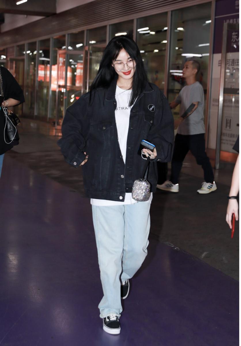 李菲儿简约穿搭,李菲儿冬日穿衣搭配