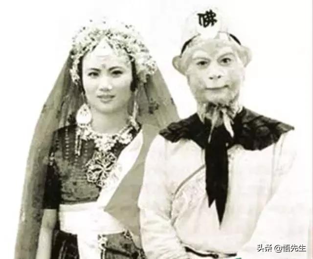 年轻时的霍金照,霍金年轻时照片有多帅