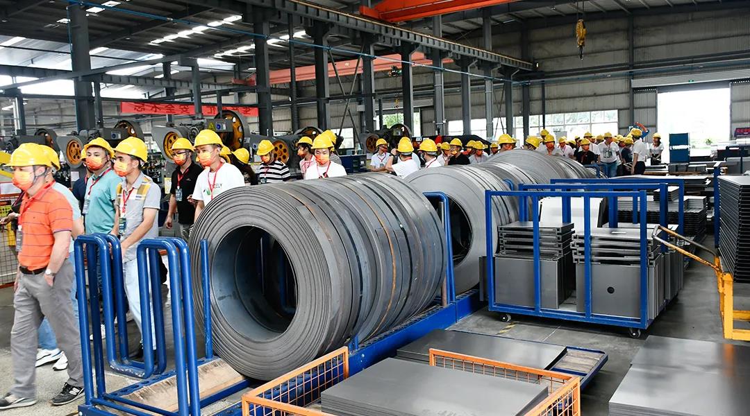 走进永亨—成都市家具商会举办办公家具标杆企业学习交流沙龙活动