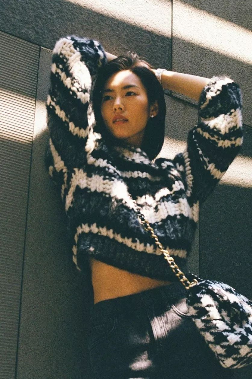 毛衣裤子显瘦款,直筒裤和阔腿裤哪个显高显瘦