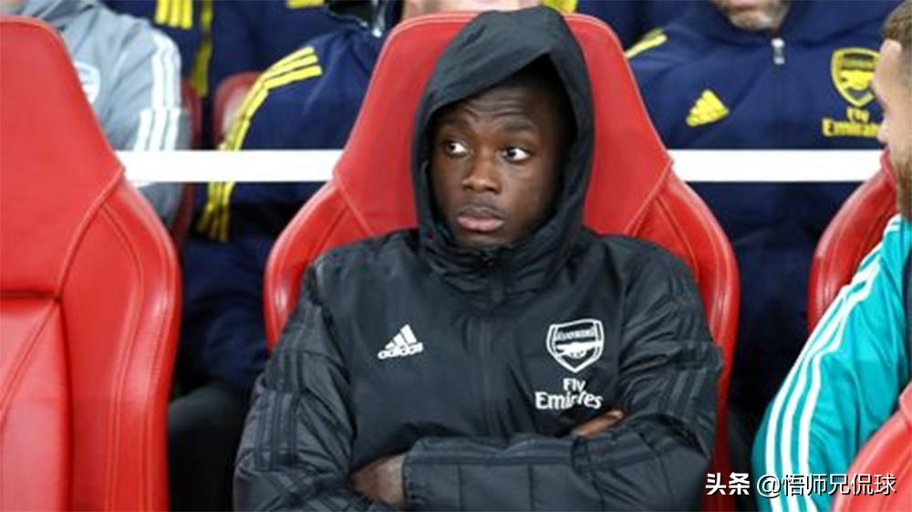 8000万欧也摁板凳，从*裤内**男模到英超主帅，他到底经历了什么？