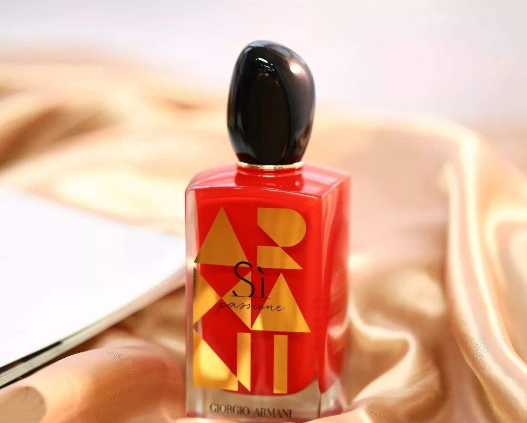 细节控看过来,闻起来高贵散发性强的大牌香水