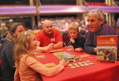 适合7岁孩子玩的智力桌游,适合家长和孩子玩的桌游