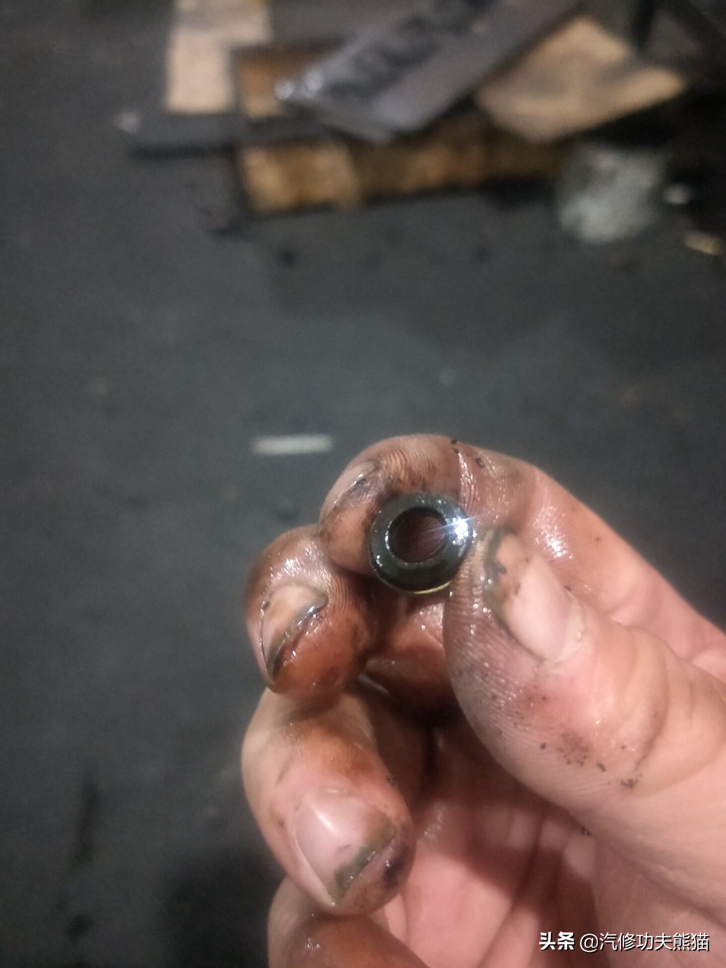 奥迪q3治理烧机油,奥迪q3烧机油多少公里正常