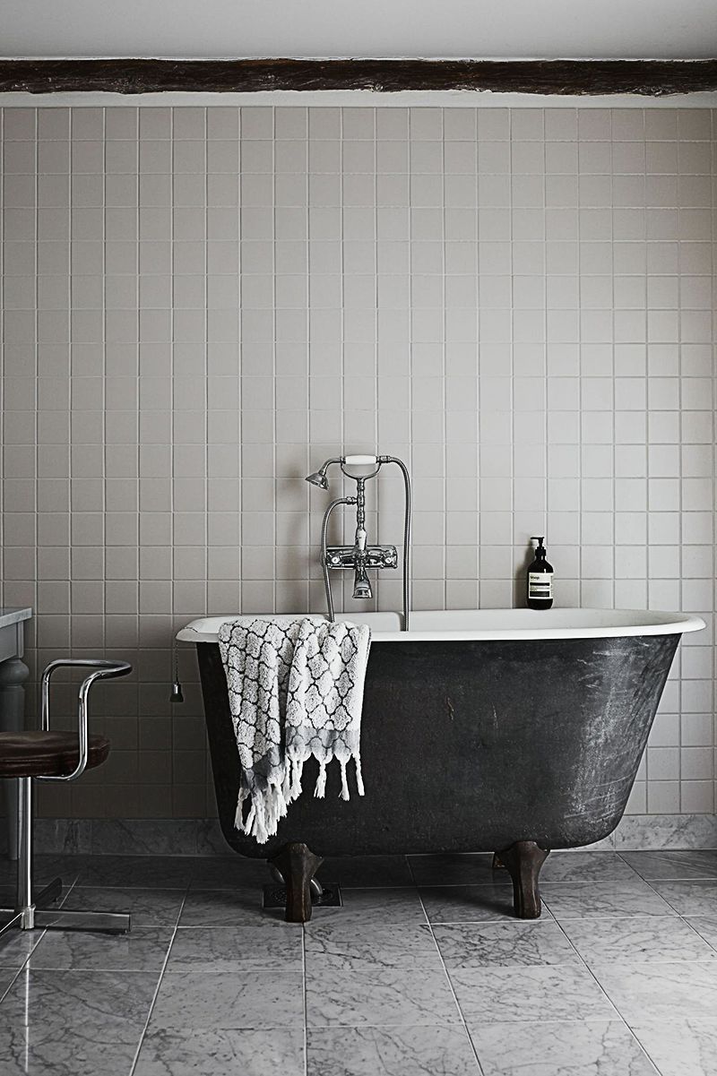 醒醒，能在富森美一楼敞买的才是爹