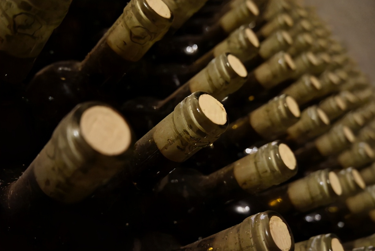 价格便宜的红酒能喝吗,超市30块钱的红酒