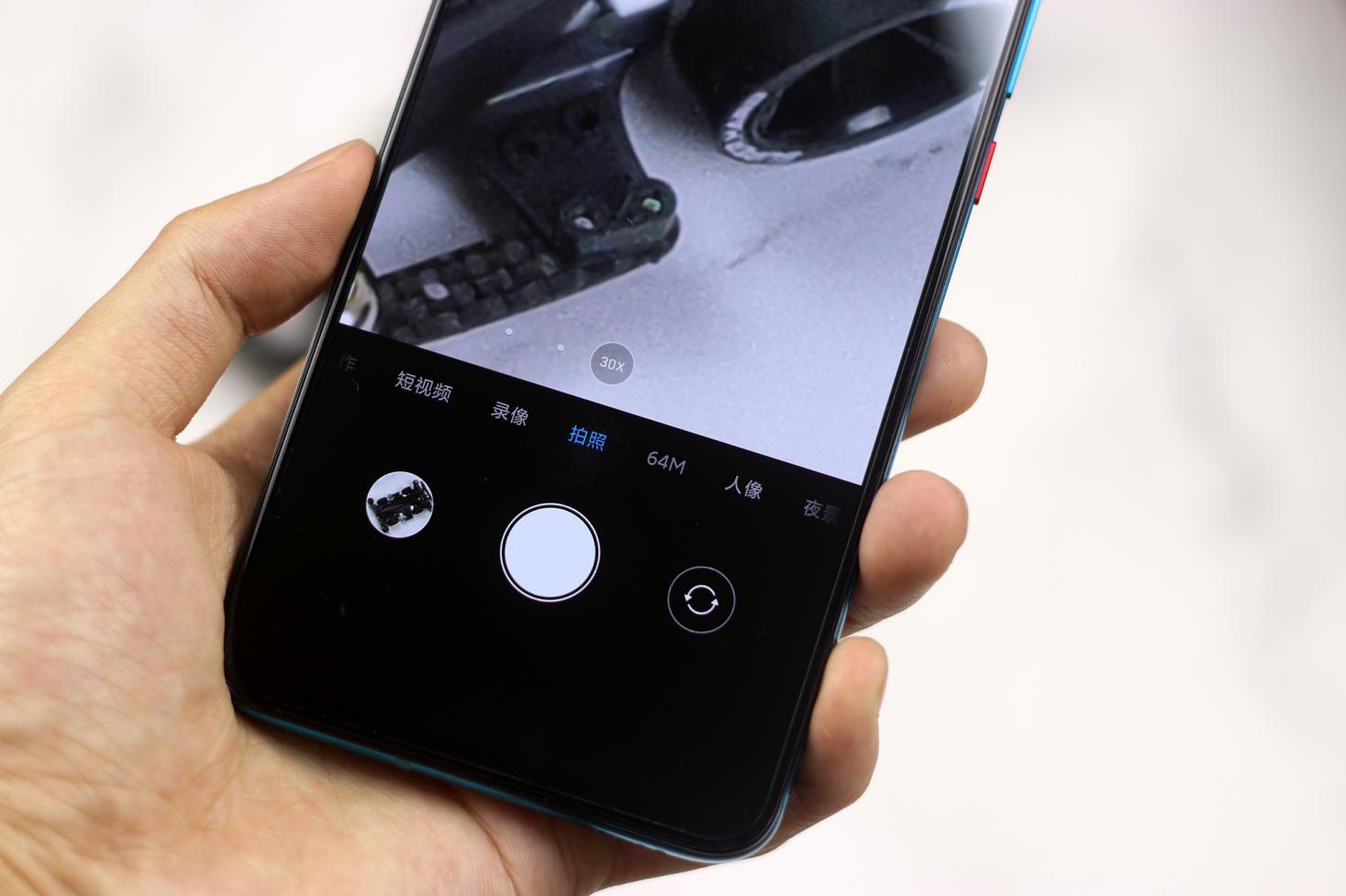 荣耀的劲敌正式上线！索尼6400万四摄+骁龙865，K30Pro怕过谁