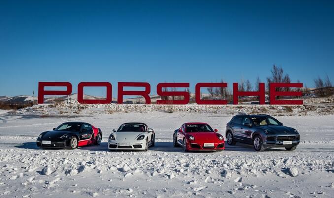 保时捷911turbos漂移,保时捷panamera雪地模式怎么开