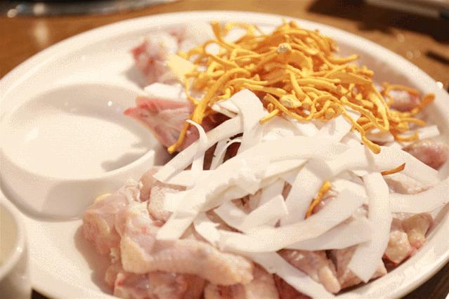 《喺咪松D先》加餐版！携手大旧Bob，带你周末哨街叉叉电~