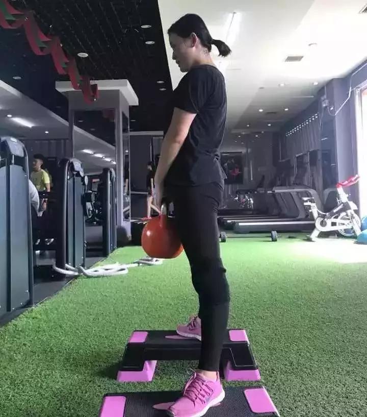 当身材与脸型不匹配时,身材和脸蛋不匹配是什么体验