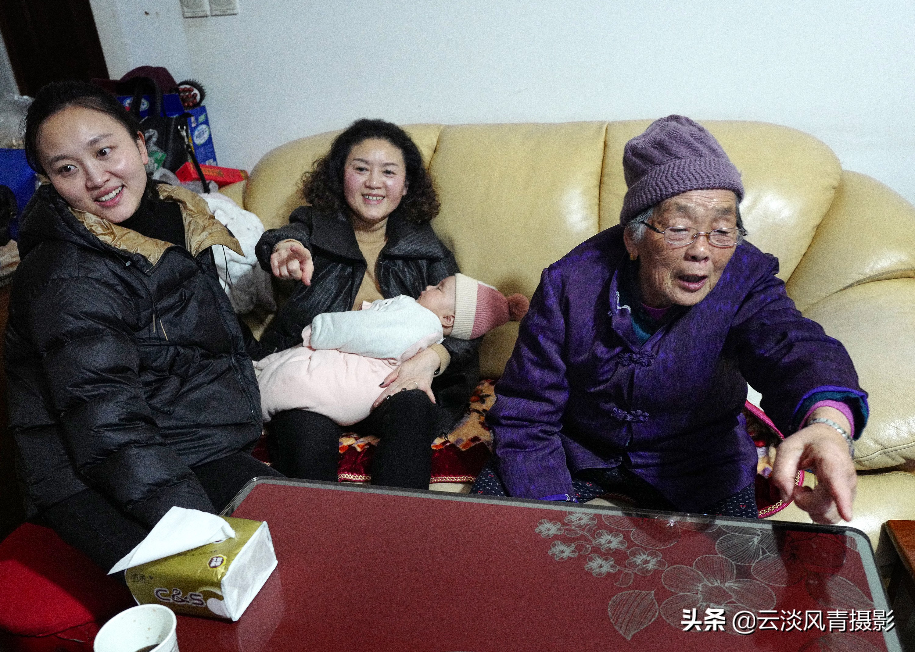 回家守孝,回家守着爸妈心情格外好