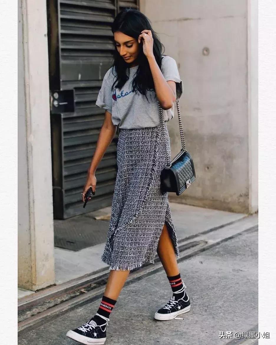 欧阳娜娜同款鞋子匡威,欧阳娜娜一共有匡威的多少鞋