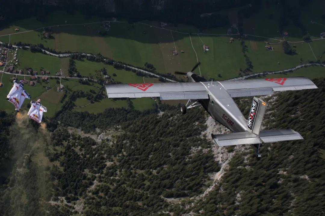 带你了解翼装飞行,翼装飞行为什么还能由低而高