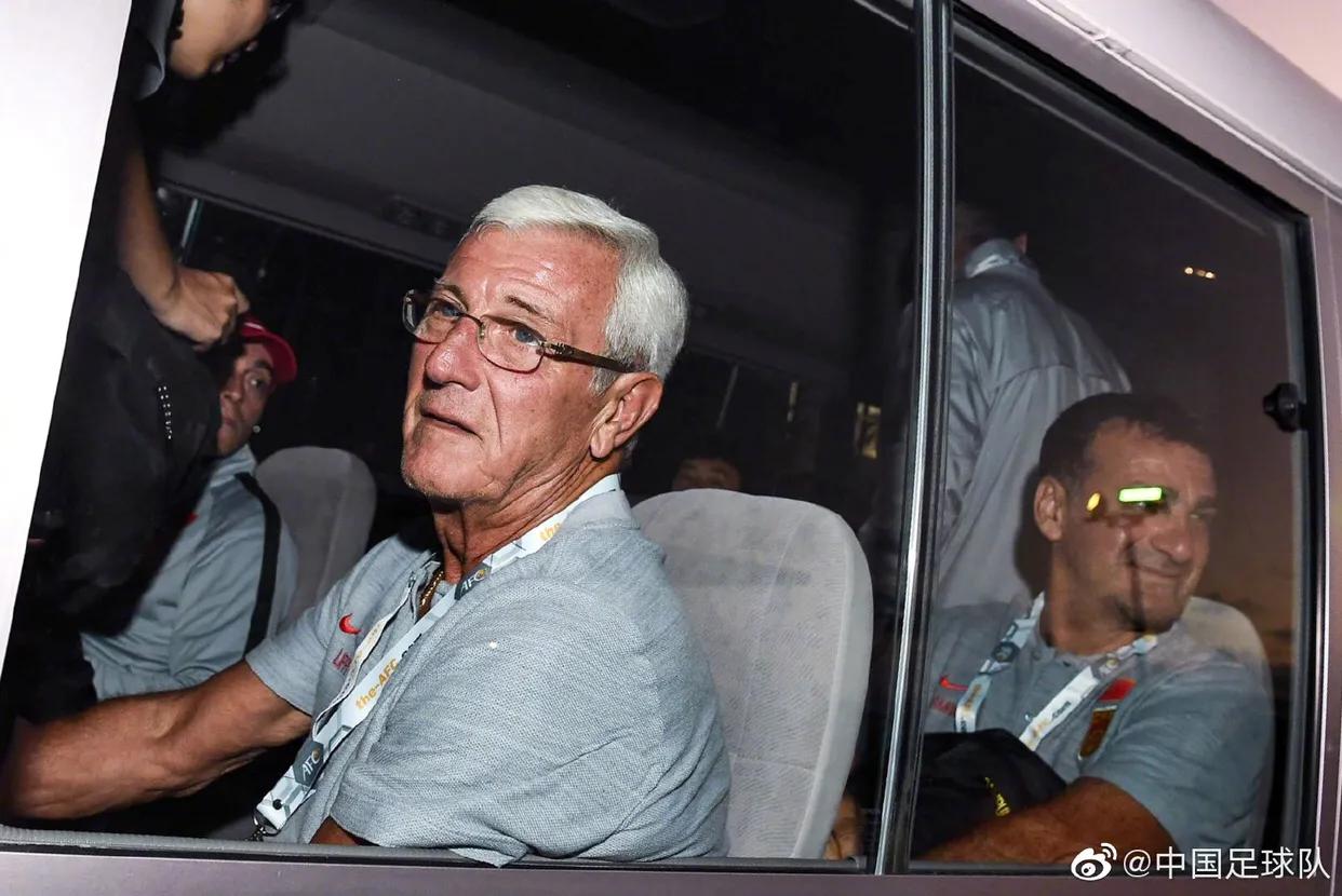 媒体人热议国足大胜新加坡,国足大胜最新信息