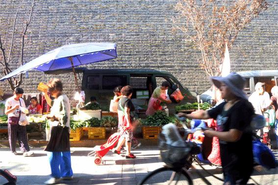 西安正宗小吃街是回民街吗,西安正宗本地小吃街回民街