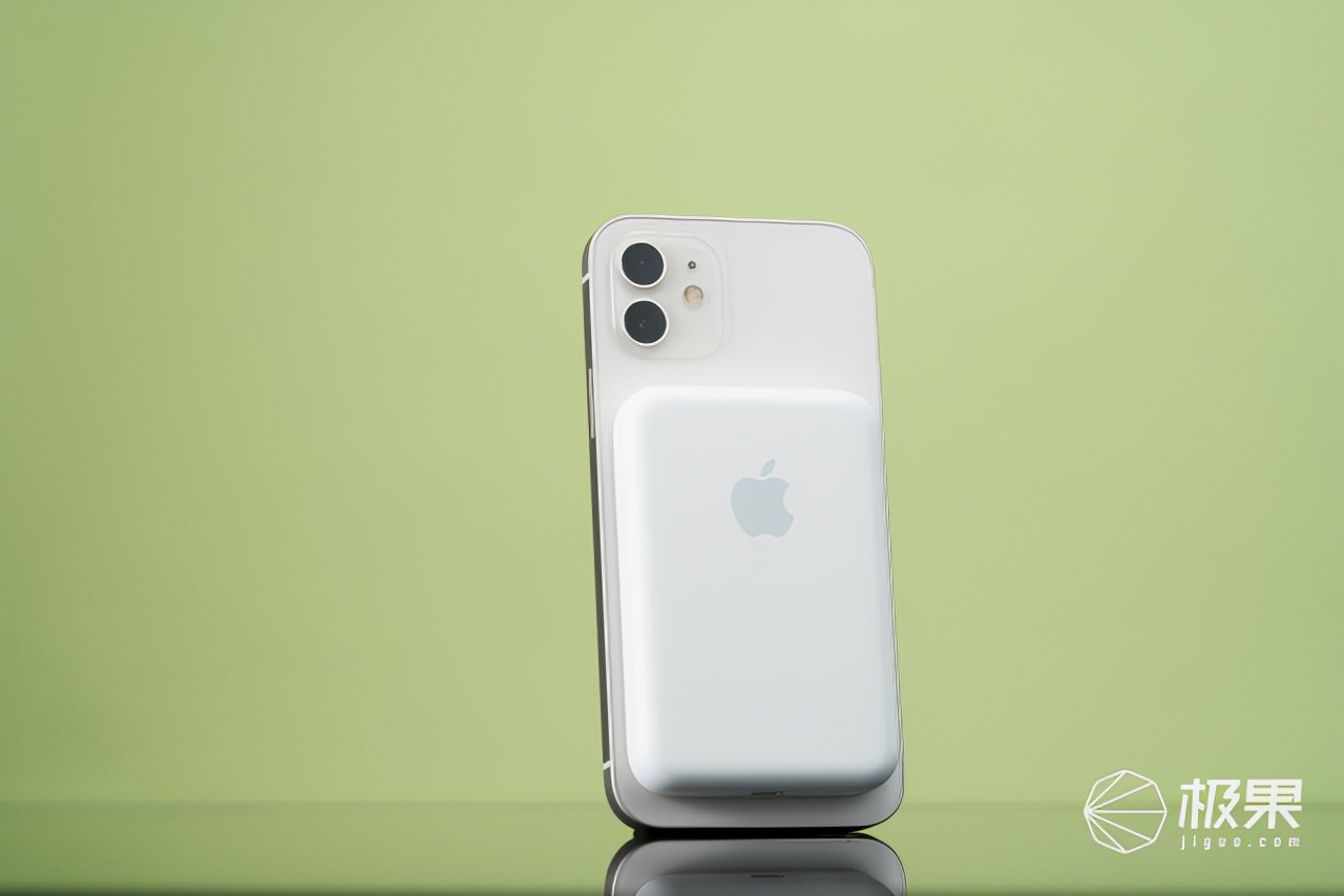 苹果的magsafe外接电池充电快吗,magsafe外接电池只支持iphone12吗