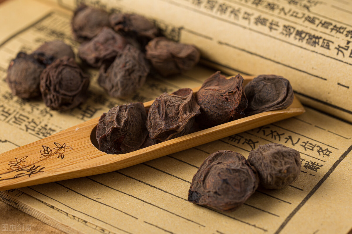 小朋友发烧了老师怎么安慰,孩子发烧家长心情说说