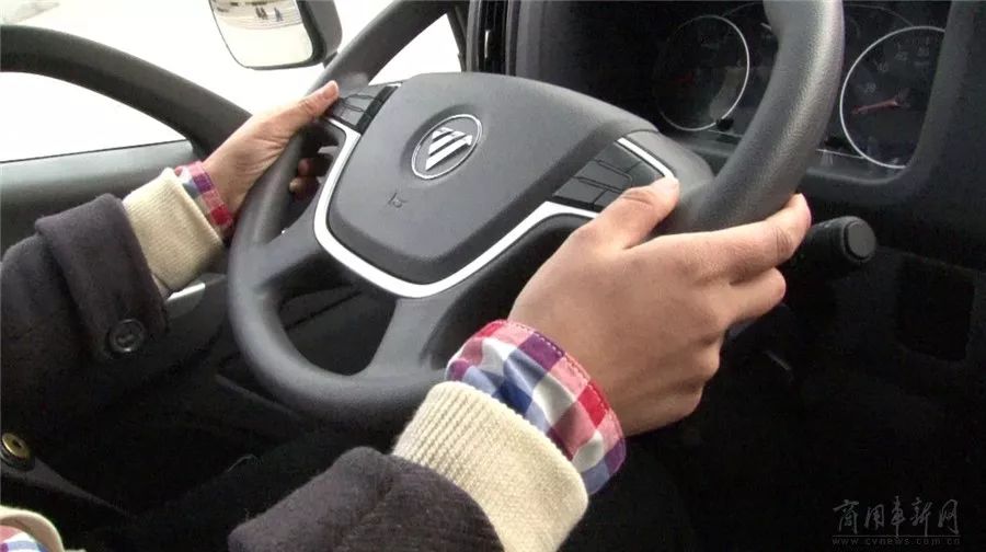 奥铃速运4.2米试驾,试驾奥铃捷运视频