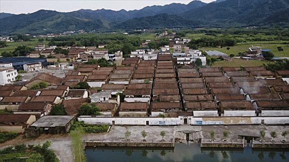 美炸广岛短片,美炸的瞬间视频