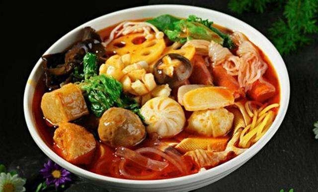 新手开麻辣烫店流程配方,骨汤麻辣烫的底料做法及配方视频