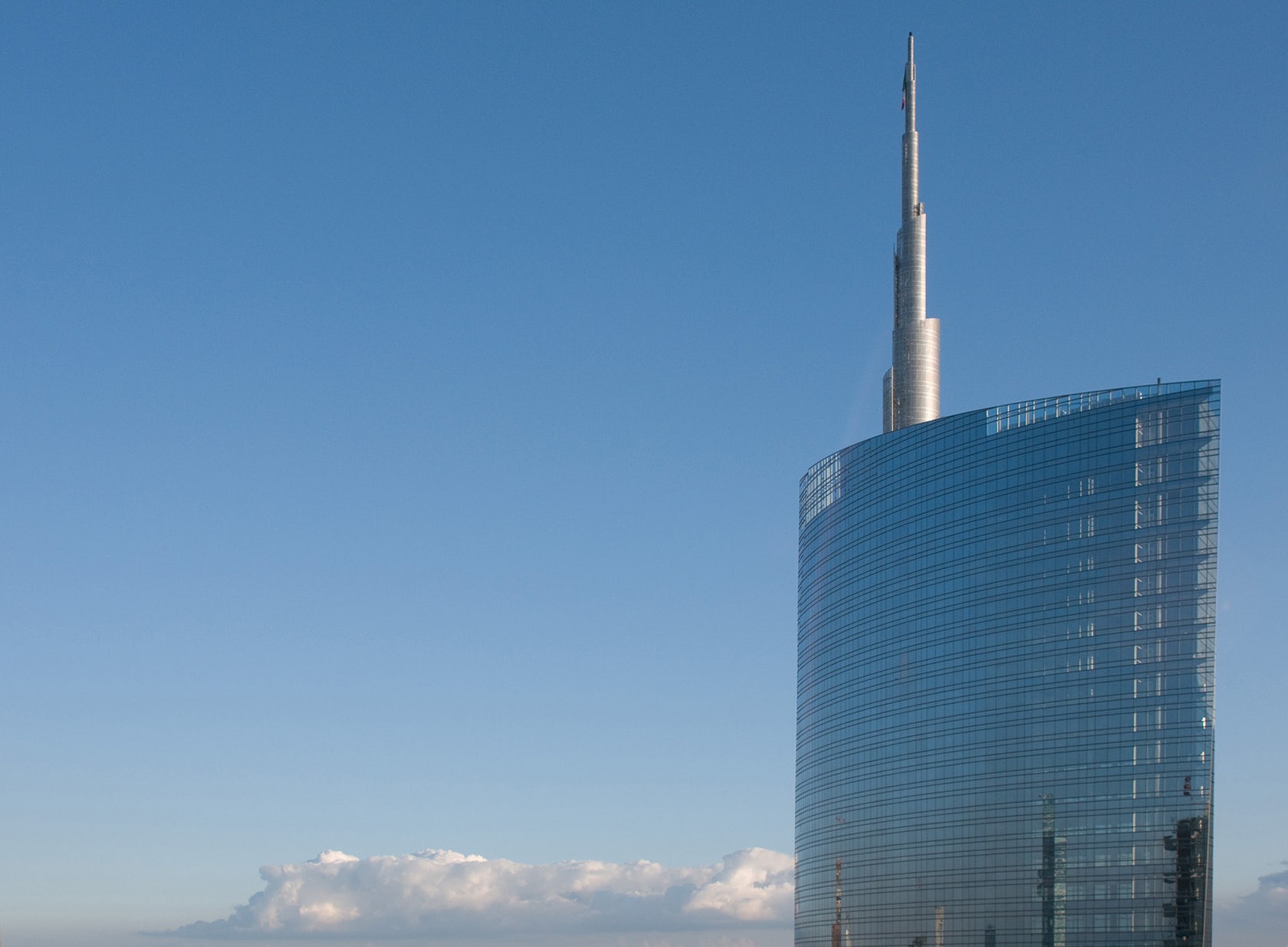 以银行总部看全球GDP前十强——中美摩天楼引领，德意高度均超200