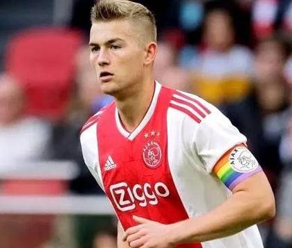 J-罗、拉姆塞、内维斯，尤文图斯这是准备一统江湖啊！