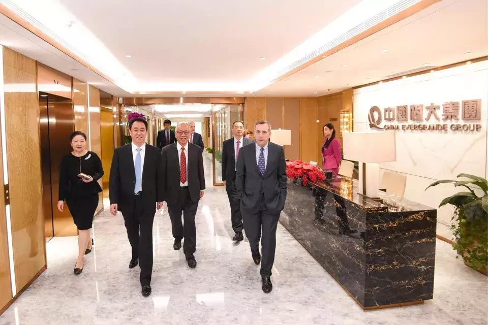 哈佛校长一行造访恒大总部,哈佛校长访问恒大