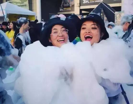 2019泰国泼水节视频,2024年泰国泼水节攻略