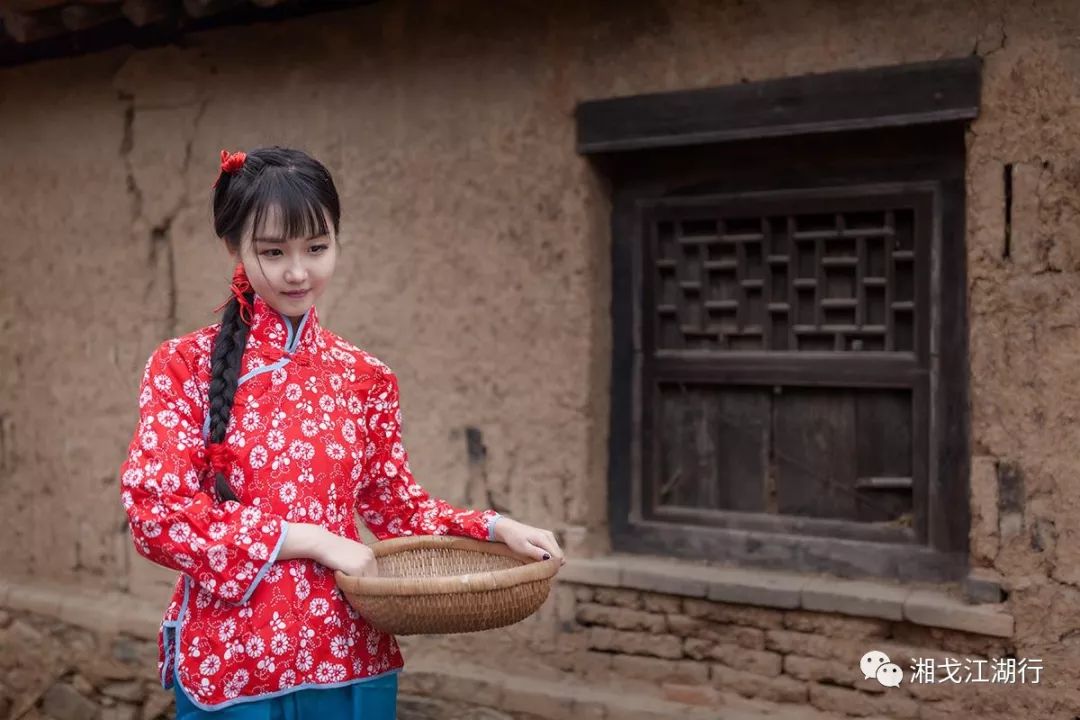 情殇粤语男声,情殇二胡版