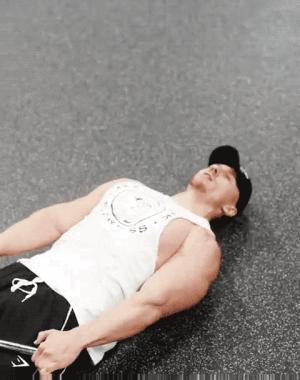 怎么锻炼让肩膀背部更好看,七分钟肩膀背部训练方法