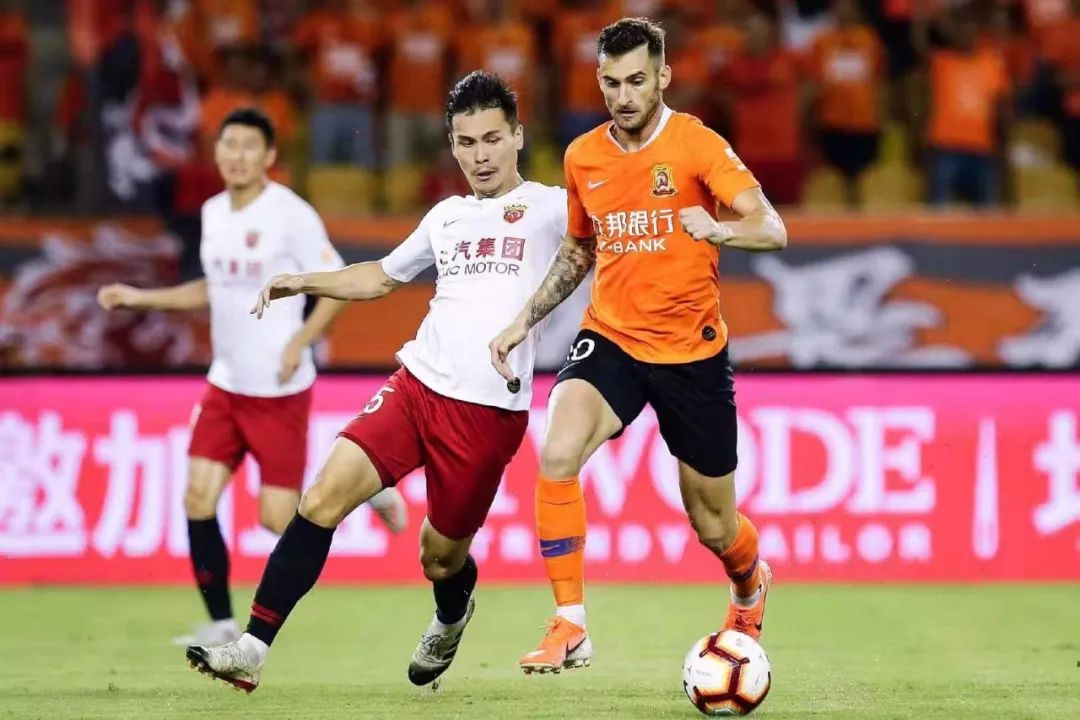 武汉卓尔击败恒大,2021武汉卓尔首胜
