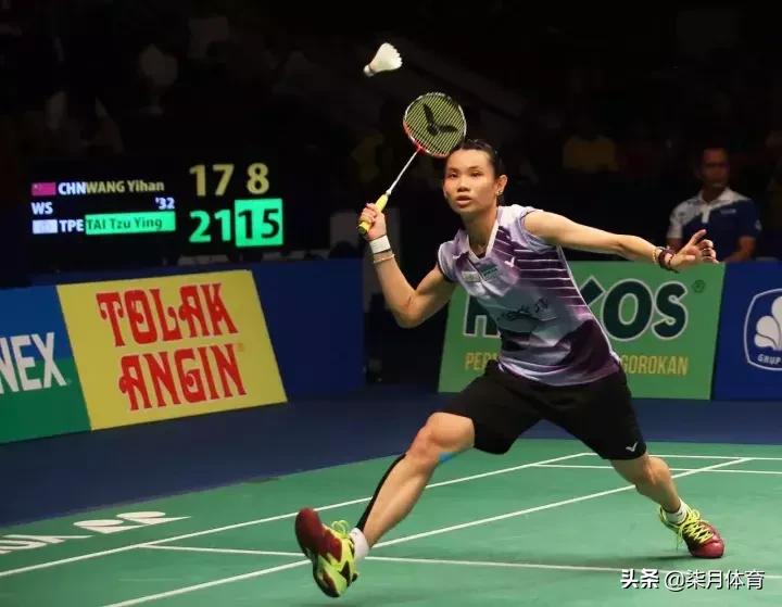 如何提高打羽毛球接球的反应速度,如何快速提高羽毛球全场步伐