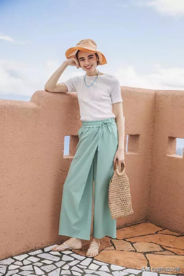 2022春夏流行色系列配色,春夏高级配色黄色配紫色