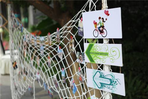 校园风室内婚礼布置效果图照片,婚礼布置简单校园主题