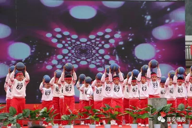 龙舞迎春闹元宵民间文艺社火展演,正月十五闹花灯广场舞比赛一等奖