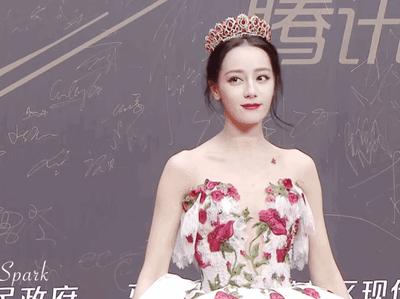 美白精华哪个变白效果最好,什么美白精华既平价又可以美白