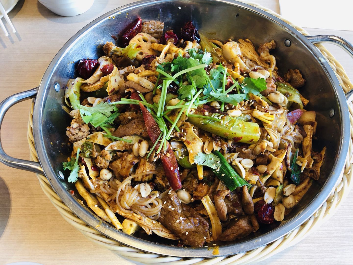 北京哪里的麻辣香锅好吃,麻辣香锅现在为什么很菜