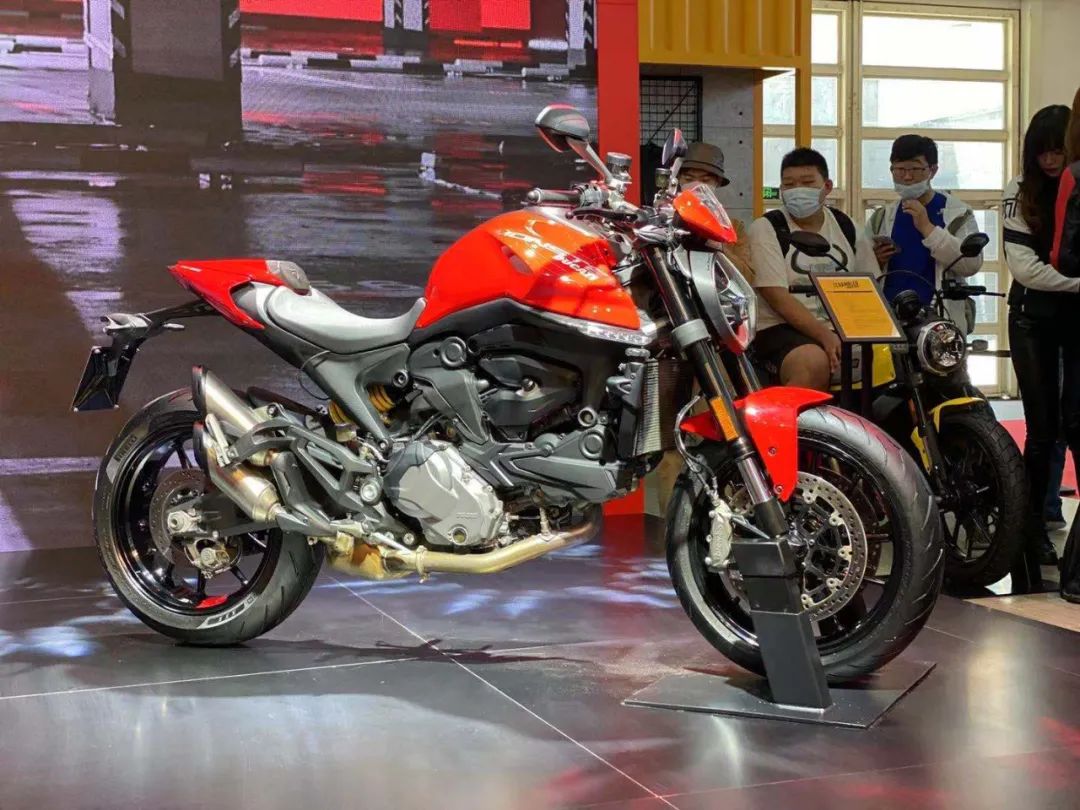 北京车展|杜卡迪大魔鬼新款售价263000元,Monster950也有亮相
