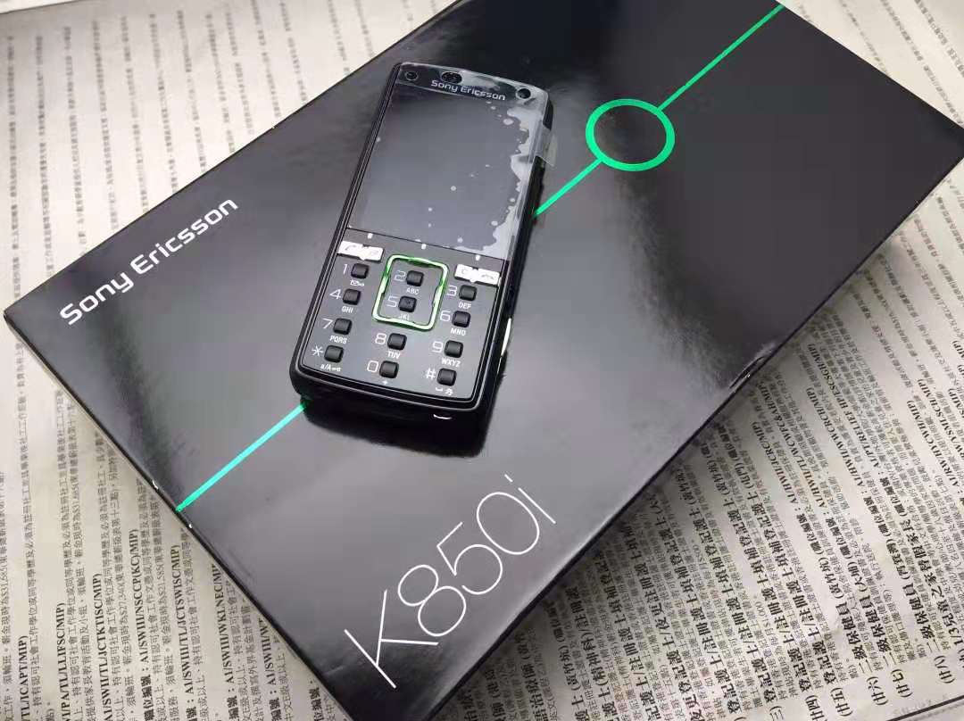 当年诺基亚拍照,当年的机皇诺基亚n81