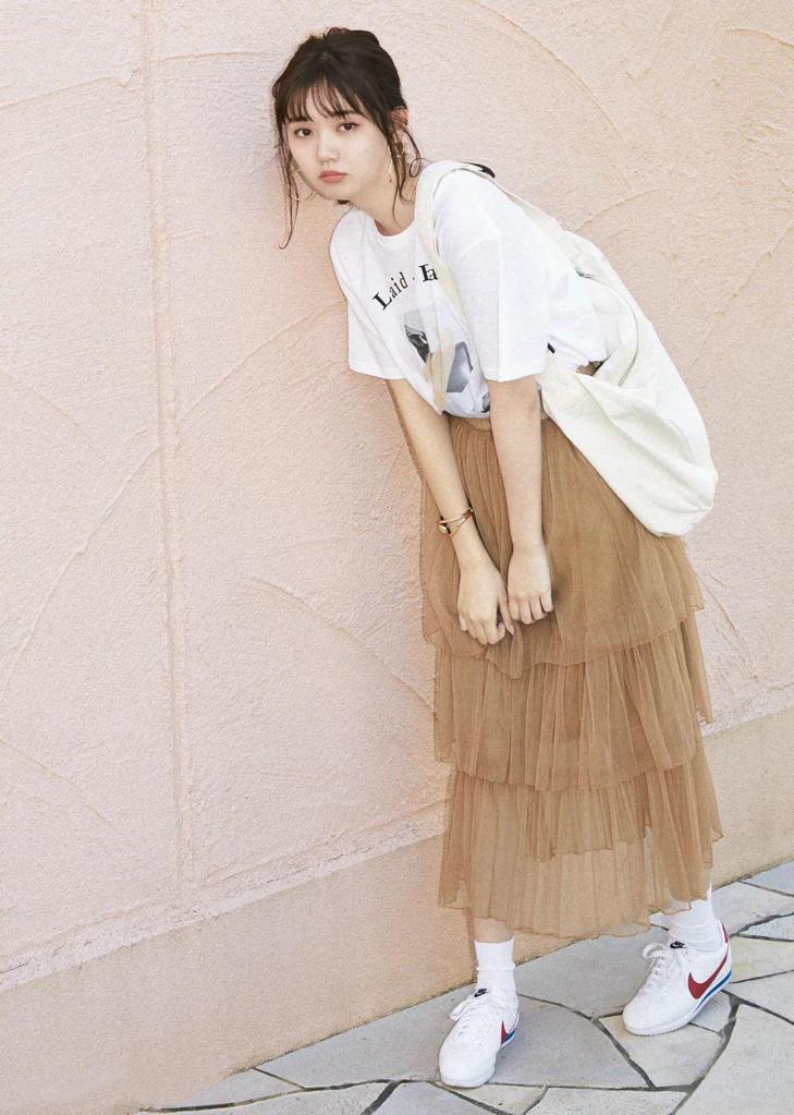 今年的流行鞋跟,今年的鞋子流行细跟还是粗跟