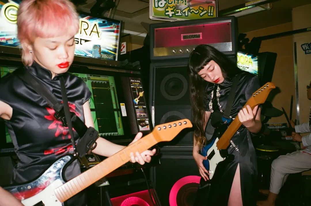 穿jk的女生不容易,穿jk的女孩是不是很难追