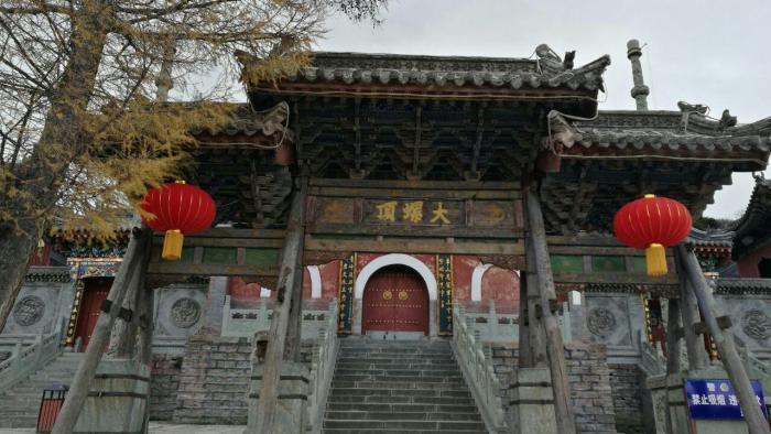 五台山最应该去的几个寺院,去五台山朝拜必须去哪几个庙